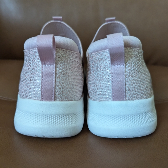 NWT Sketchers Lt Pink GO WALK sneakers (s:7) - Picture 6 of 6